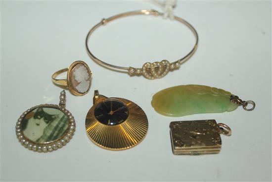 Bracelet, ring, book, locket, brooch, pendant and watch (7 items)